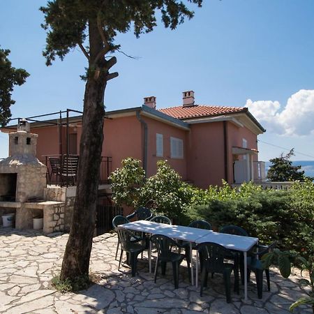 Apartments Josip By The Sea ノヴィ・ヴィノドロスキー エクステリア 写真
