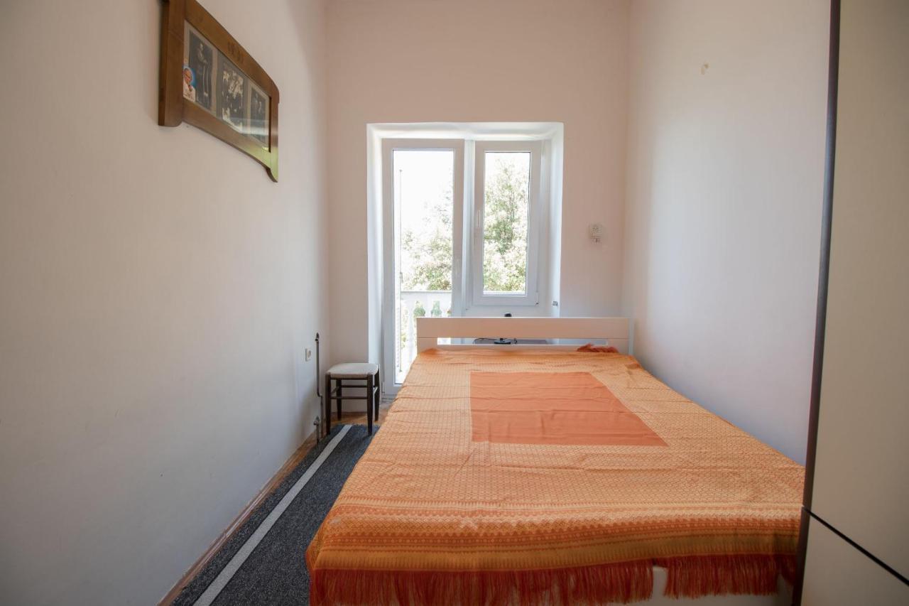 Apartments Josip By The Sea ノヴィ・ヴィノドロスキー エクステリア 写真